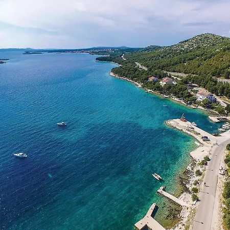 Awesome Stacaravan In With Wifi 3* Драге