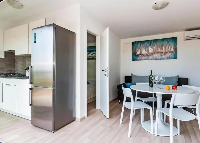 Awesome Stacaravan In With Wifi