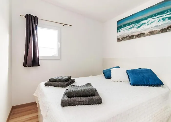 Awesome Stacaravan In With Wifi Campingplads Drage